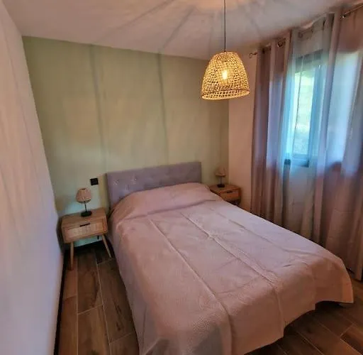 Belle A La Campagne Dans Un Coin Cosy * Sartène